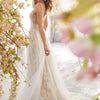 V-Neck Sleeveless Lace Wedding Dress